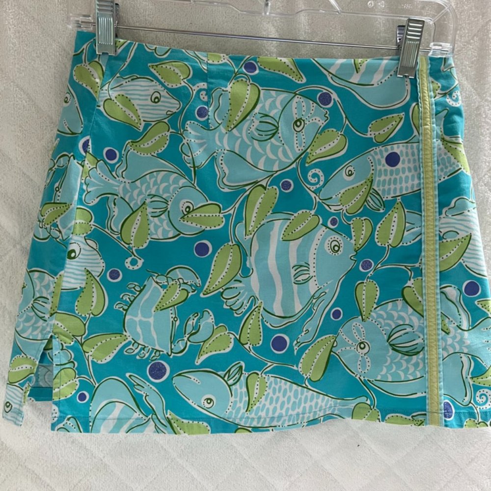 Lilly Pulitzer Lenore skort Blue Fish Floral Size 2